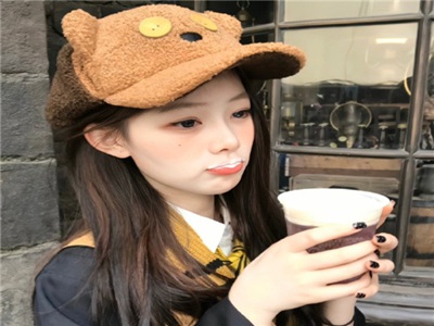 无遮挡男女激烈动态图,网络热图争议：尺度引道德反思-5