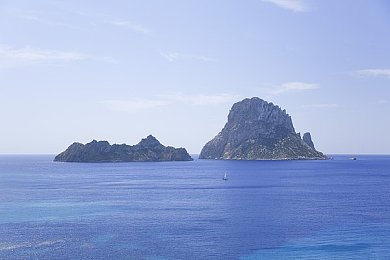 女英雄翻白眼流口水流眼泪咬铁球,农村女孩咬铁球，毅力惊人！-1