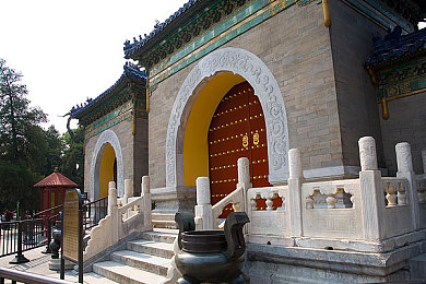 西门庆潘金莲一级A片,《金瓶梅》传闻揭秘：经典名著遭遇“一级A片”风波？-1