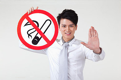打扑克迈开腿有疼痛感,扑克娱乐新困扰：久坐腿疼怎么办？