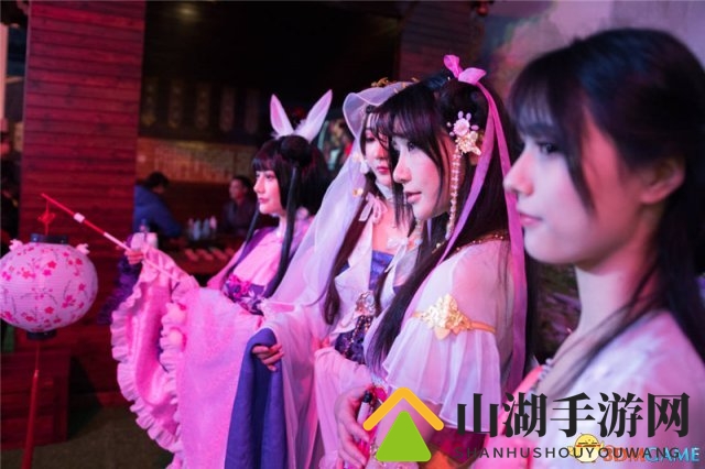 《云裳羽衣》TGC2017开放现场体验 国风画师现场画像