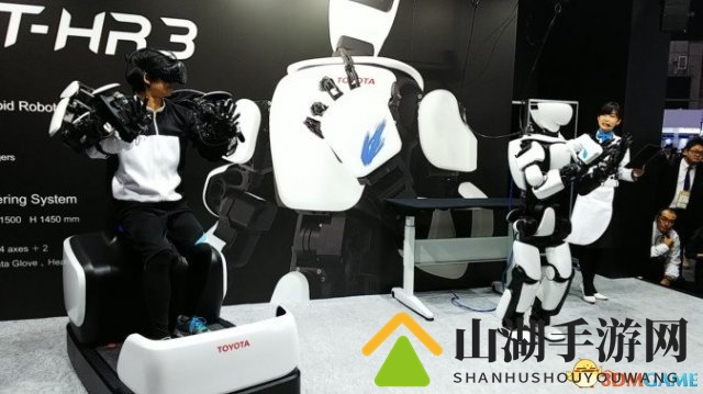 VR全方位联动！《2017国际机器人展》黑科技掠影