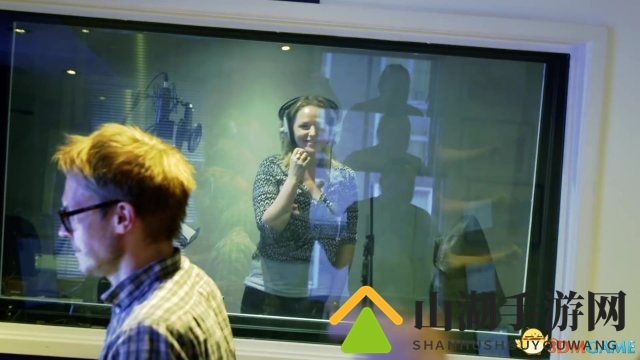 《战锤40K：战争黎明3》配音阵容倾情演绎精彩片段