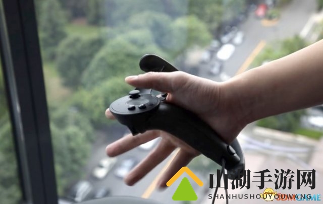 积极发展VR Valve重新设计了Knuckles EV2控制器